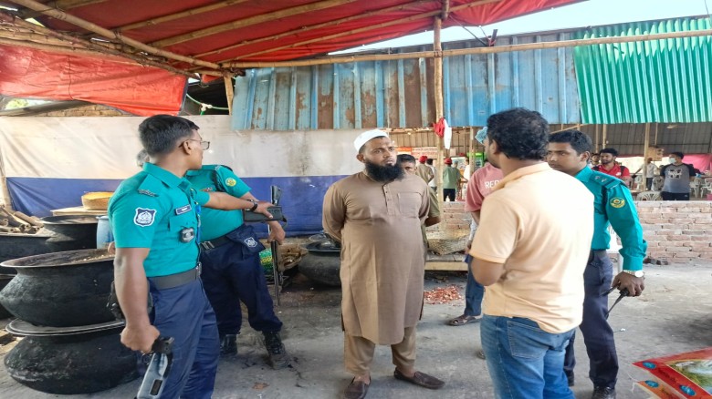 কর্ণফুলীতে ভ্রাম্যমাণ আদালতের অভিযানে ২৫ হাজার টাকা জরিমানা...