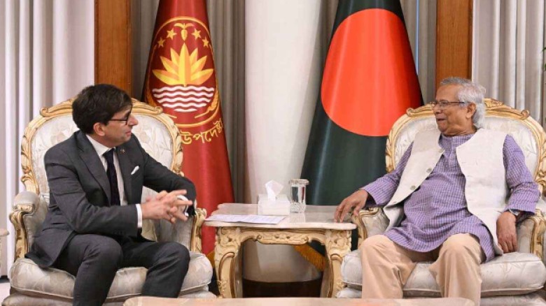 আমরা একটি ঐতিহাসিক নির্বাচনের দিকে এগোচ্ছি: প্রধান উপদেষ্টা...