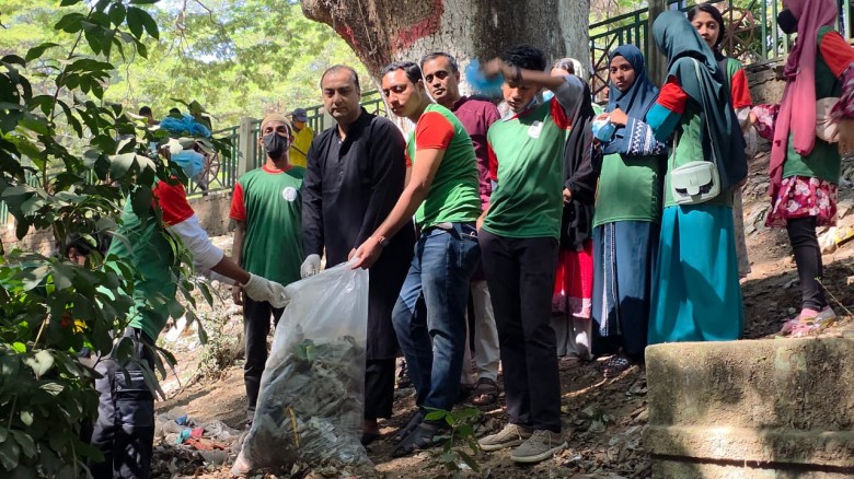 ক্লিন বাংলাদেশ উদ্যোগে চট্টগ্রামে বিজয় দিবসের পরিচ্ছন্নতা ও 