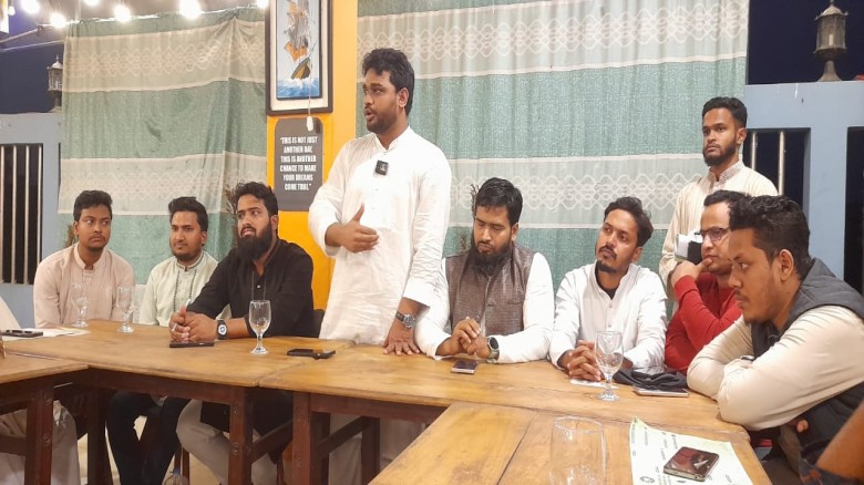 বোয়ালখালীতে সাংবাদিকদের সাথে চট্টগ্রাম-৮ আসনের এনসিপি প্রার্