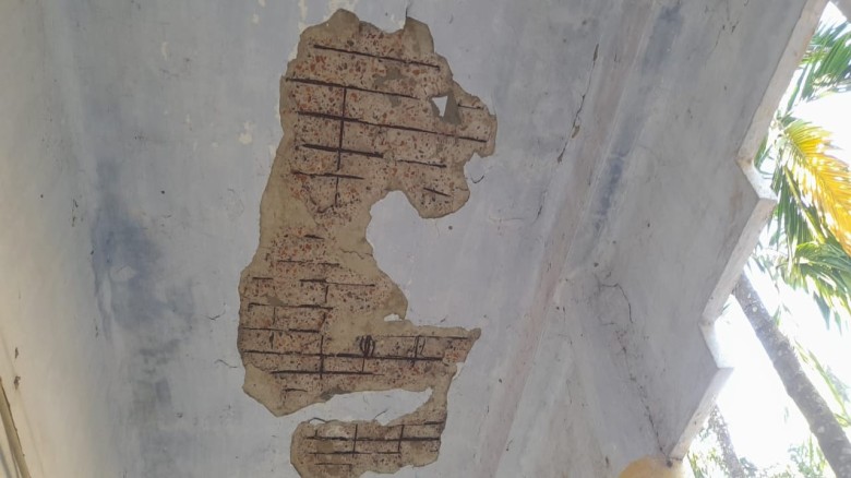 বহুমুখী সংকটে কানুনগোপাড়া স্যার আশুতোষ কলেজ  শুরুতে থমকে গেছ