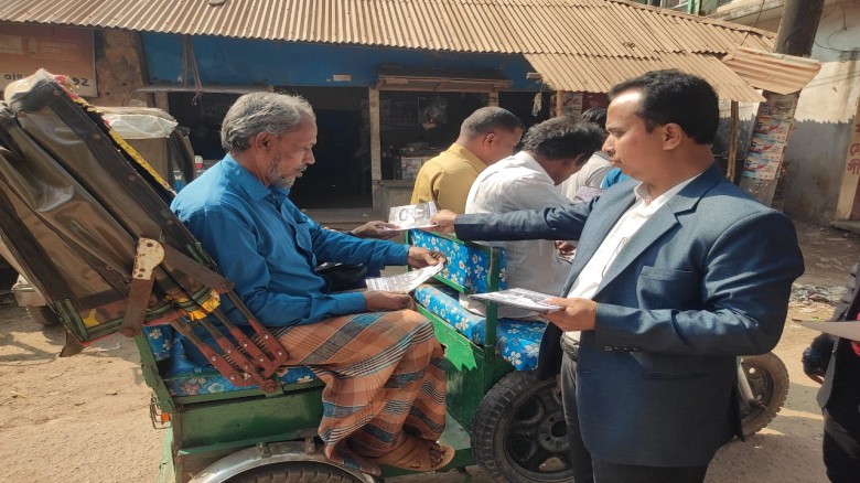 চট্টগ্রাম–১৩ আসনে সিংহ প্রতীকের ভোট চেয়ে ভোটারদের দ্বারে দ্ব