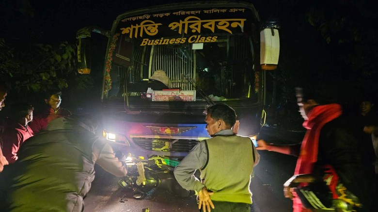 খাগড়াছড়িতে শান্তি পরিবহনের চাপায় মোটরসাইকেল আরোহী নিহত, আহ
