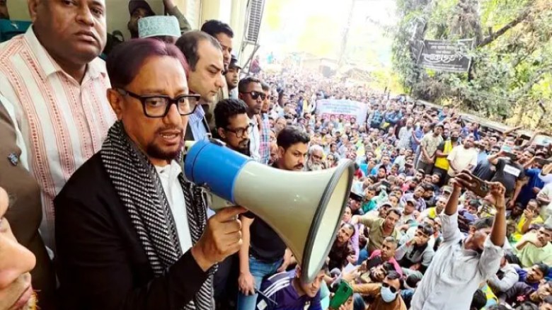 চসিকের অস্থায়ী কর্মচারীদের স্থায়ী করার ঘোষণা মেয়রের