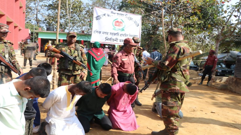 খাগড়াছড়িতে সুশৃঙ্খল নির্বাচন নিশ্চিতে মহড়া; পরিদর্শনে ব্র