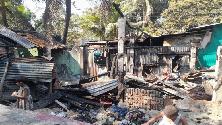 আনোয়ারাতে বৈদ্যুতিক শর্ট সার্কিটে আগুন, বসতঘর পুড়ে ছাই