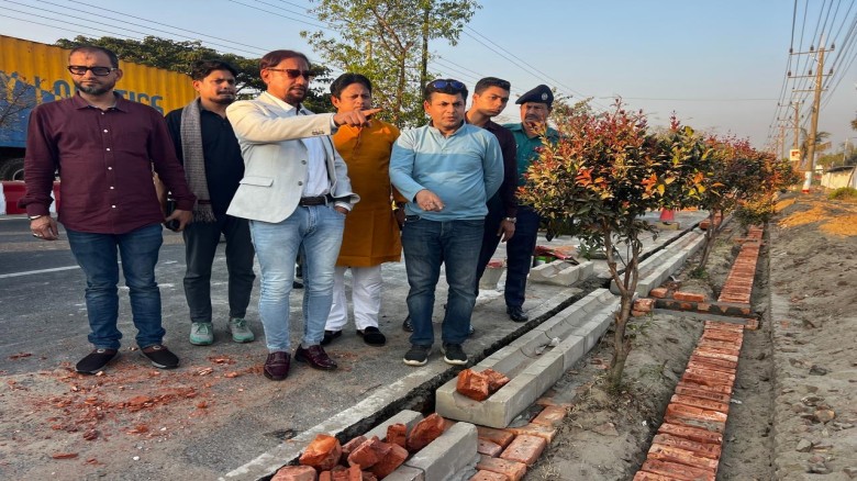 এয়ারপোর্ট রোডে হচ্ছে চট্টগ্রামের প্রথম সাইকেল ট্র্যাক : মেয়