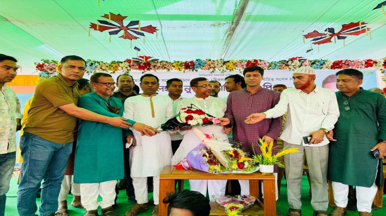 মিরসরাইয়ে নবনির্বাচিত এমপি নুরুল আমিনকে সংবর্ধনা
