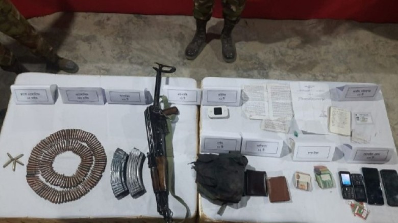 বান্দরবানে সেনাবাহিনীর রুদ্ধশ্বাস অভিযান: গোলাগুলির পর ভারী 