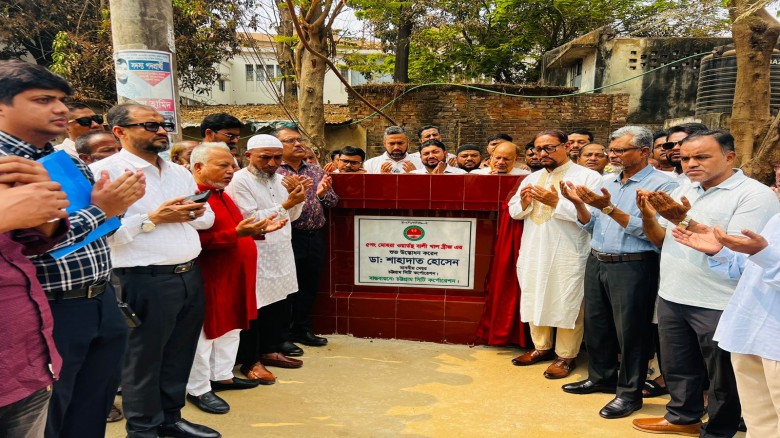 চট্টগ্রামের যোগাযোগ ব্যবস্থাকে ঢেলে সাজানো হচ্ছে: মেয়র ডা. শ