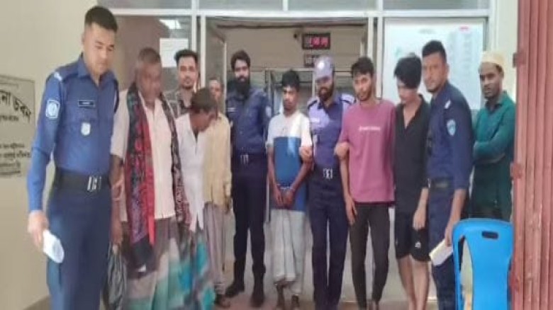 পটিয়ায় পৃথক পুলিশী অভিযানে গ্রেপ্তার ১০