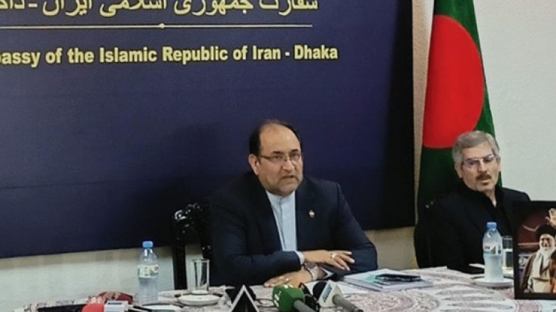 আটকে পড়া ৬ বাংলাদেশি জাহাজকে হরমুজ প্রণালি পার হওয়ার অনুম‌তি