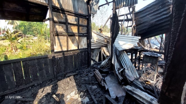 দীঘিনালায় গভীর রাতে আগুনে পুড়ে ছাই ৯ দোকান