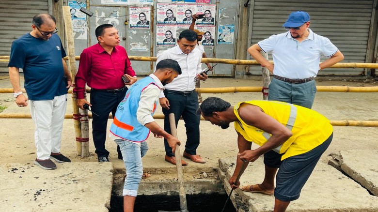 নগরবাসী সচেতন না হলে জলাবদ্ধতার স্থায়ী সমাধান সম্ভব নয়— মেয়র