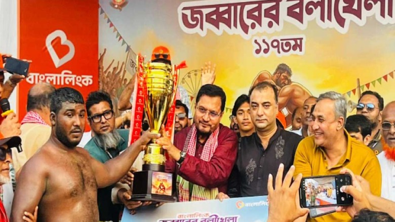 আবদুল জব্বার স্মৃতি বলীখেলার ১১৭তম আসর কুমিল্লার ‘বাঘা’ শরীফ