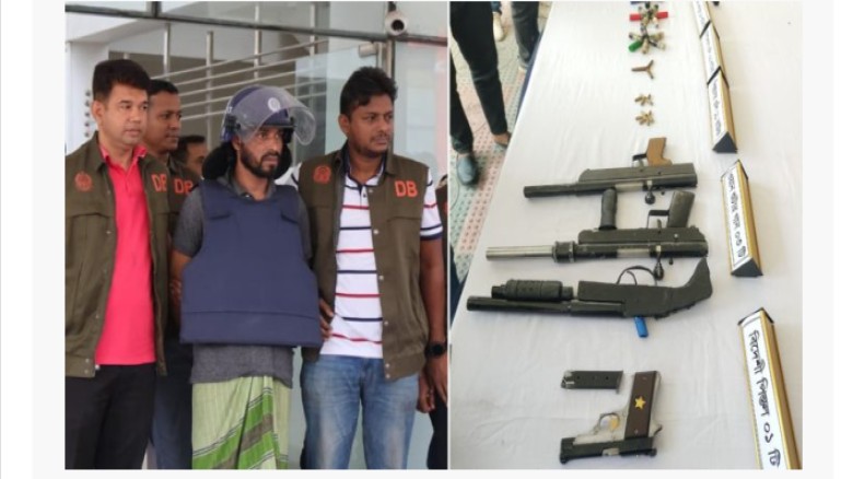 চট্টগ্রামে ১৮ মামলার আসামি মনা গ্রেপ্তার, বিদেশি পিস্তল-শর্ট