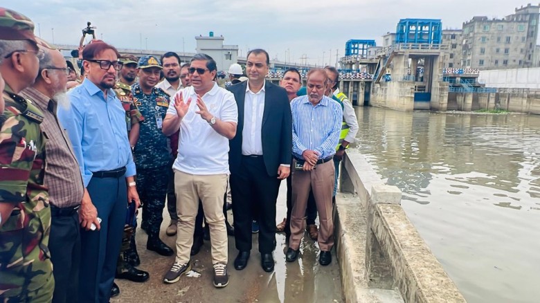 চট্টগ্রাম পানির নিচে নয়, ভারী বৃষ্টিতে সাময়িক জলজট হয়েছে— প্