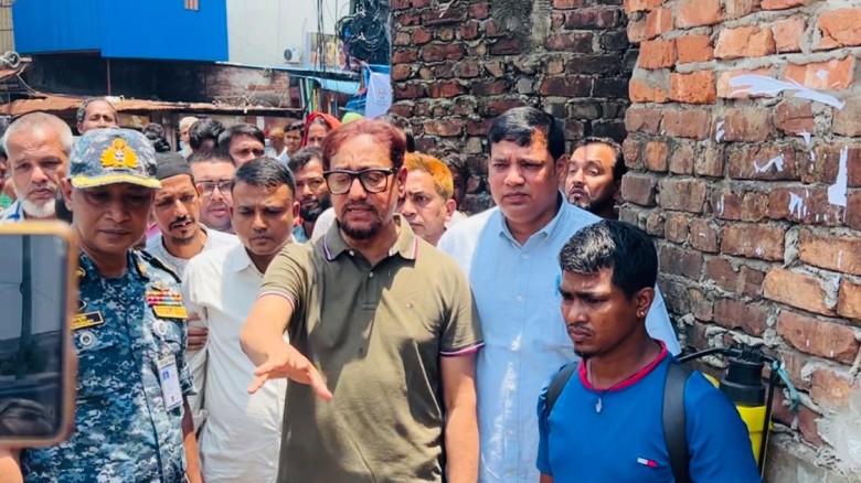 জলাবদ্ধতা মোকাবিলায় কঠোর অবস্থানে চসিক মেয়র
