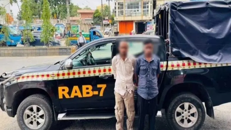চট্টগ্রামে র‌্যাবের অভিযান, ১২ লাখ টাকার ইয়াবাসহ গ্রেফতার ২