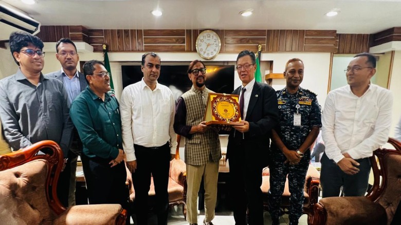 চট্টগ্রামের টেকসই উন্নয়নে জাপানের সহযোগিতা চাইলেন মেয়র ডা. শাহাদাত...