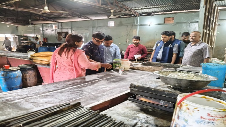 বোয়ালখালীতে লাখ টাকা জরিমানা