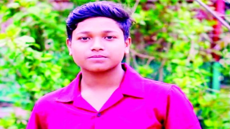 এসএসসি পরিক্ষার্থীকে কুপিয়ে হত্যা