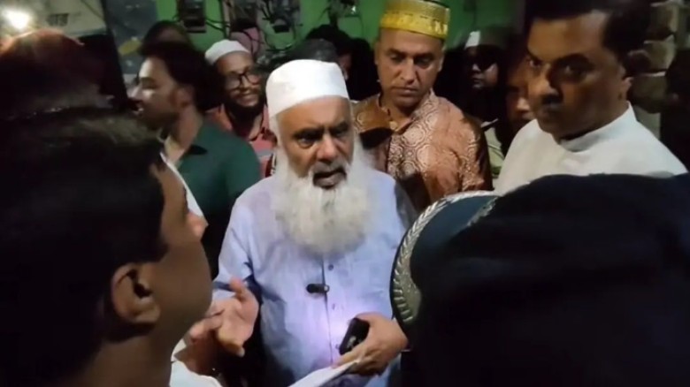 স্কুলছাত্র গুলি খাবে এরপরেও আপনি ওসি থাকবেন, এটা ঠিক না: মনি