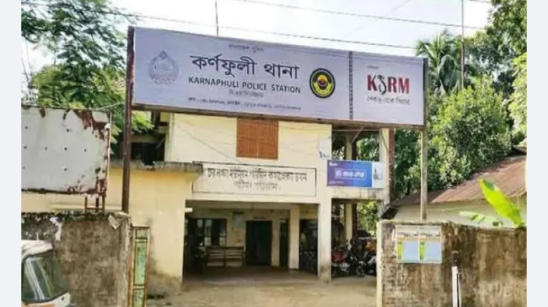 চট্টগ্রামে পিস্তল ভেবে ‘রিভলবার লাইটার’সহ ৪ জনকে আটক করল পুলিশ...