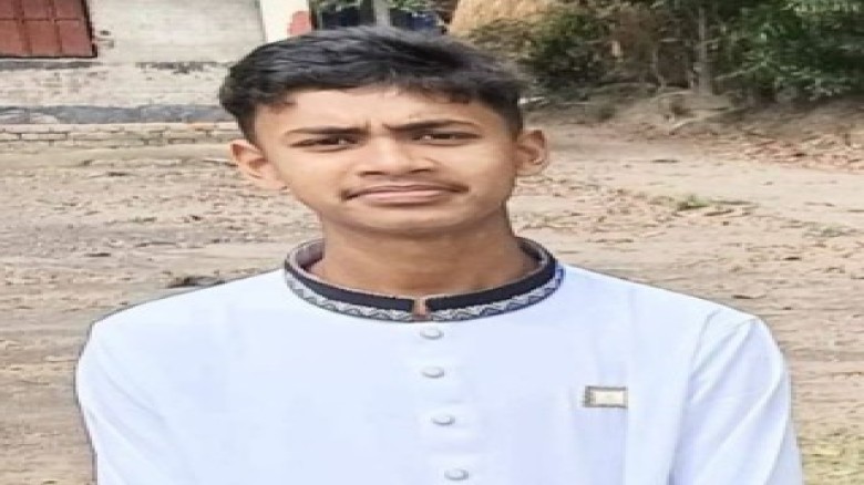 মীরসরাইয়ে পুকুরঘাটের নিচে আটকে প্রাণ গেল স্কুলছাত্রের