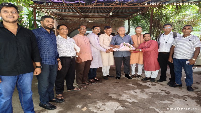 এমপিকে ফুলেল শুভেচ্ছা জানাল আনোয়ারা পূজা উদযাপন পরিষদের নবগঠ