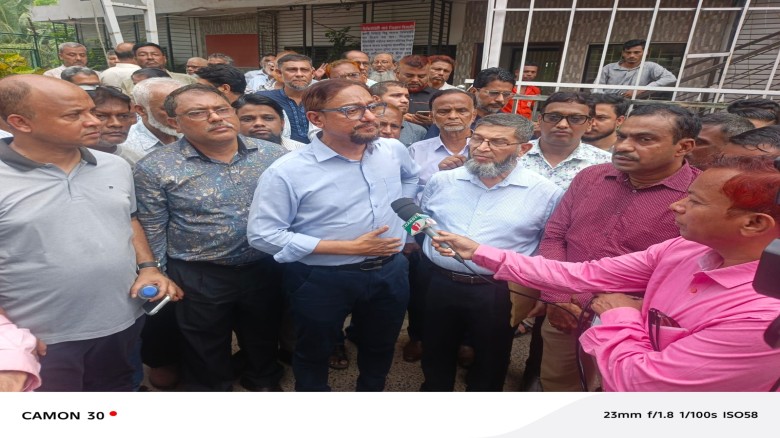 আবাসিক এলাকাগুলোর সড়ক নির্মাণ ও সংস্কারে গুরুত্ব দিচ্ছে চসিক