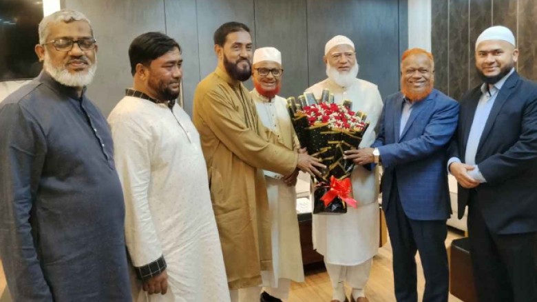 তুরস্ক সফর শেষে দেশে ফিরেছেন জামায়াত আমির