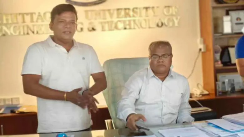 ২১ ঘণ্টা পরেও নিজ কà¦