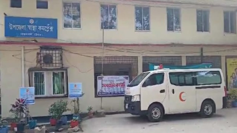 বোয়ালখালী স্বাস্থ্য কমপ্লেক্সে অ্যাম্বুলেন্স আছে, চালক নেই