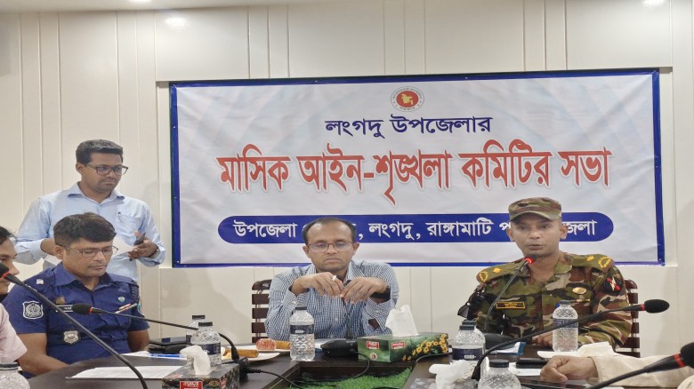 লংগদুতে দুর্গাপূজা শান্তিপূর্ণ ও নির্বিঘ্ন করতে সেনাবাহিনীর 
