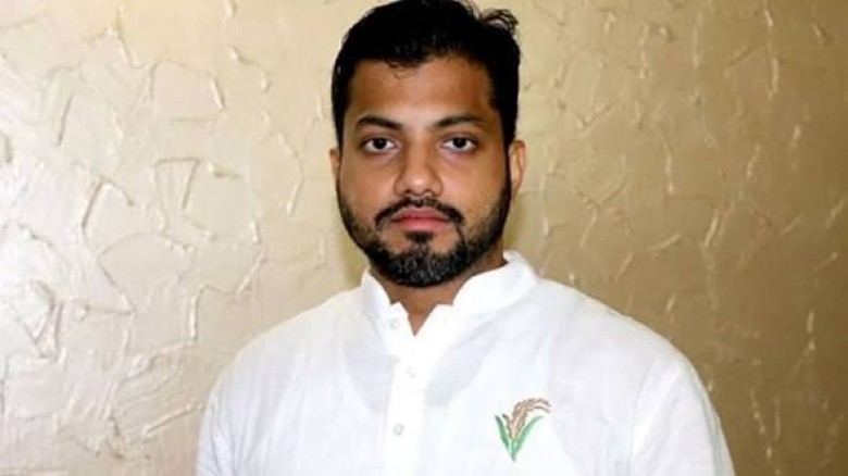 ইশরাকের পদত্যাগপত্র গ্রহণ করেছেন রাষ্ট্রপতি, প্রজ্ঞাপন জারি