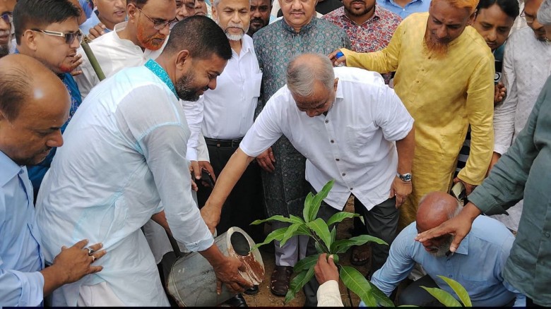 আবদুল জলিল চৌধুরী ডিগ্রি কলেজ সরকারিকরণে বাধা দিচ্ছে একটি মহ